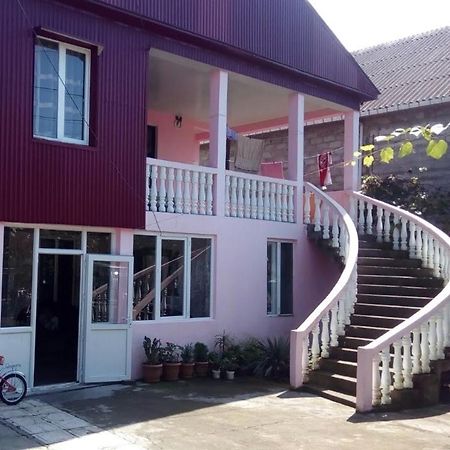 Guesthouse Gia Koboeleti Buitenkant foto
