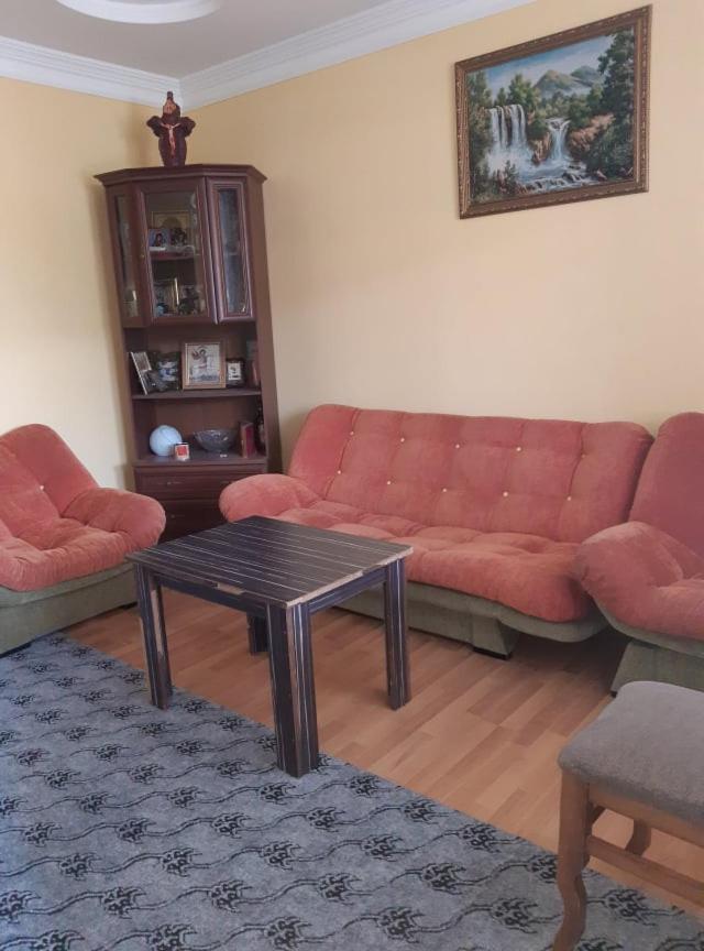 Guesthouse Gia Koboeleti Buitenkant foto